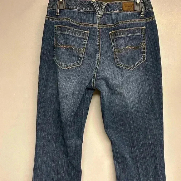 Size 6 regular.Hope Tommy Hill‎ figure jeans. - Picture 8 of 9